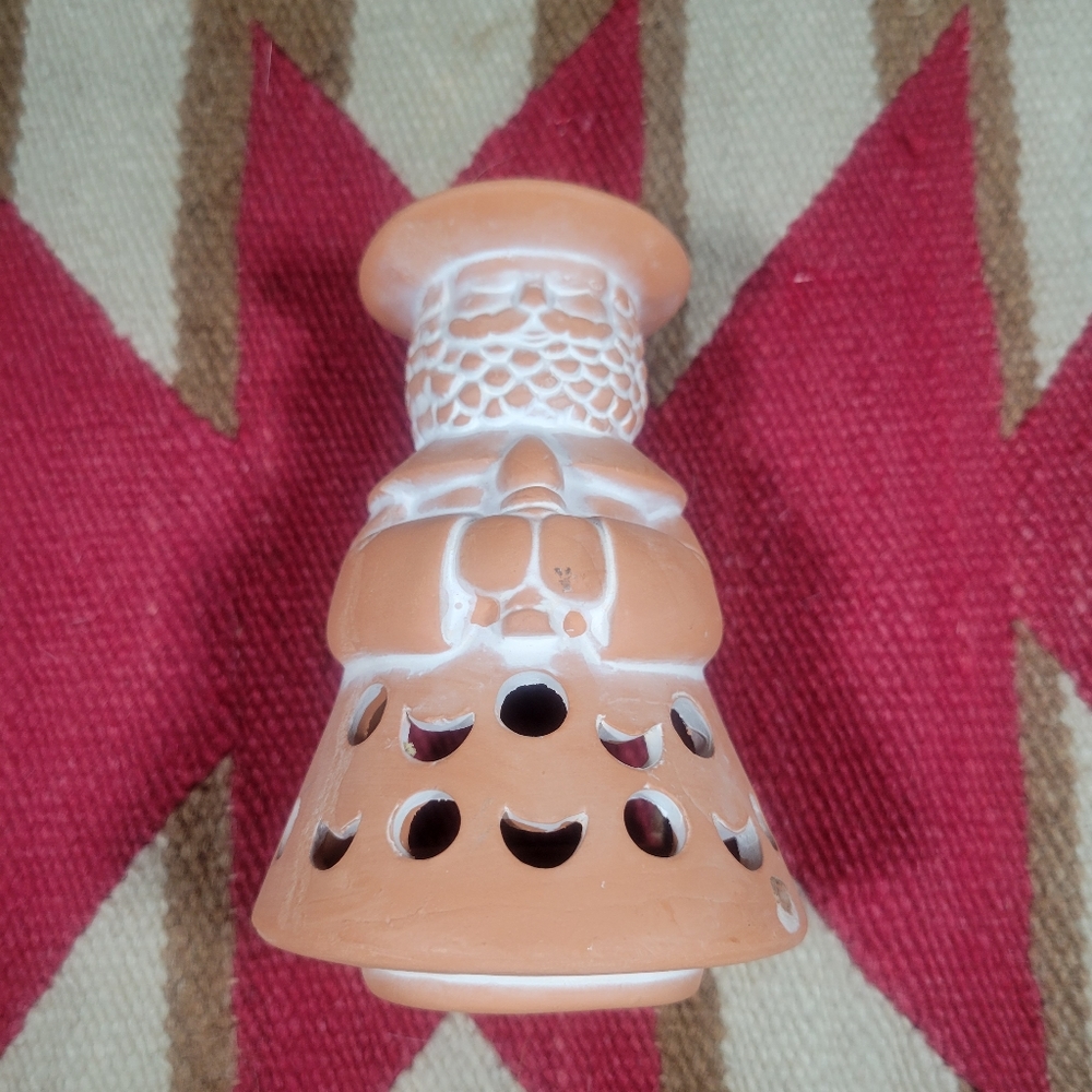 Loyd Southwestern Terra Cotta Tea Light Christmas Padre